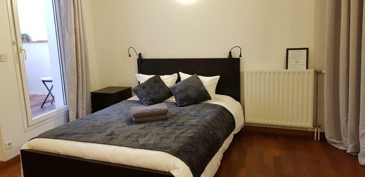 كوربوفوا Appartement Le Vinci La Defense المظهر الخارجي الصورة